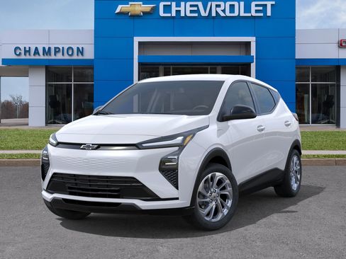 New 2027 Chevrolet Bolt LT w/ Comfort Package FWD image 6
