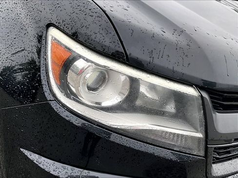 Used 2016 Chevrolet Colorado Z71 AWD/4WD image 31