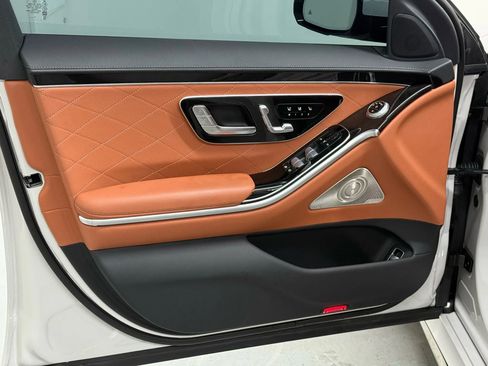 Used 2024 Mercedes-Benz S 580 4MATIC Sedan image 18