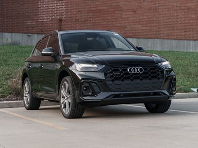 Used 2025 Audi Q5 2.0T Premium w/ Convenience Plus Package