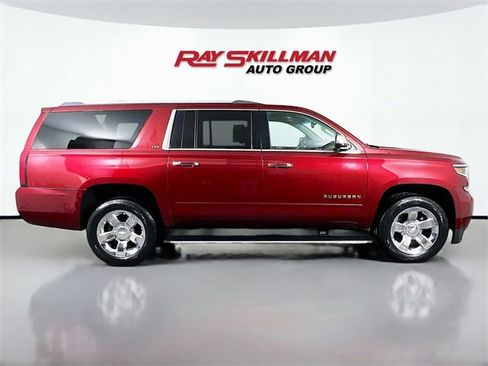 Used 2016 Chevrolet Suburban LTZ image 8