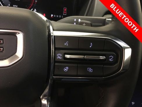 Used 2025 GMC Terrain Elevation image 27