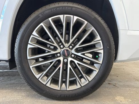 Used 2026 GMC Terrain Denali image 12