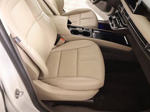 Used 2024 Lincoln Corsair Reserve w/ Equipment Group 201A image 14