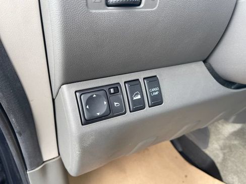 Used 2015 Nissan Frontier SL w/ Moonroof Package AWD/4WD image 19