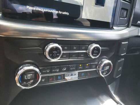 Used 2021 Ford F150 Lariat w/ Equipment Group 502A High AWD/4WD image 28