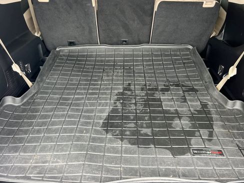 Used 2021 Ford Explorer XLT w/ Equipment Group 202A image 16