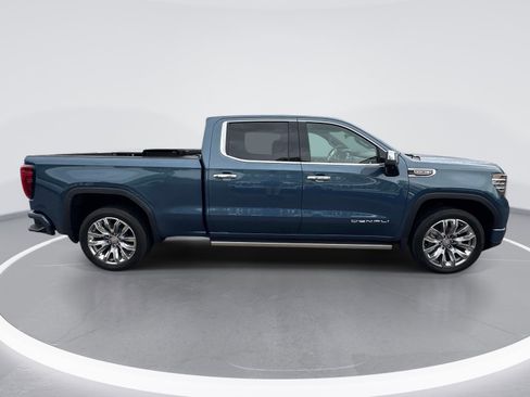 Used 2025 GMC Sierra 1500 Denali w/ Denali Reserve Package image 9