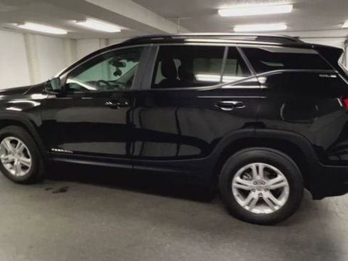 Certified 2023 GMC Terrain SLE w/ Driver Convenience Package AWD/4WD image 6