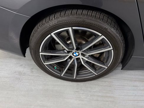 Used 2021 BMW 330i Sedan w/ Convenience Package RWD image 11