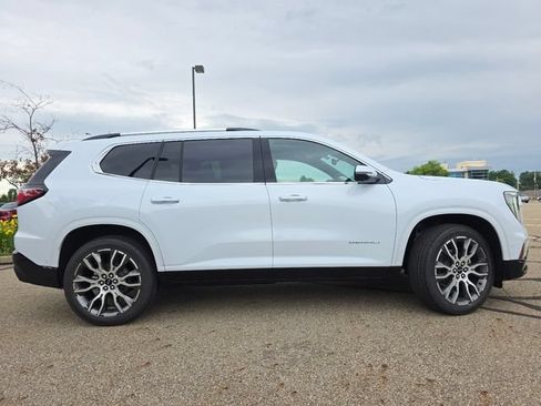 New 2026 GMC Acadia Denali Ultimate AWD/4WD image 18