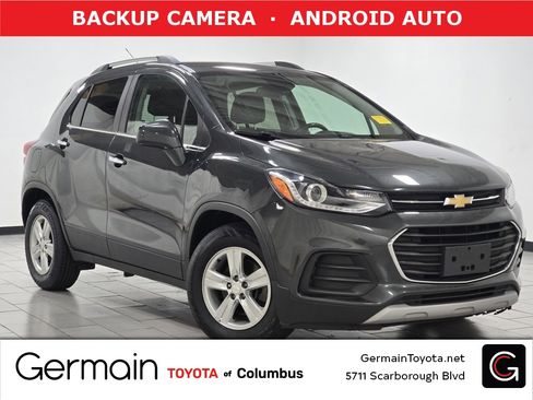 Used 2020 Chevrolet Trax LT w/ LT Convenience Package image 1