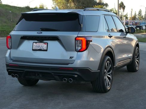 Used 2020 Ford Explorer ST w/ Premium Technology Package image 2