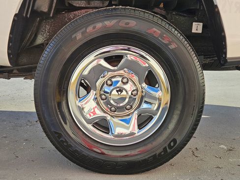 Used 2022 Toyota Tacoma SR image 27