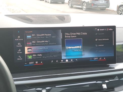 Certified 2024 BMW X6 xDrive40i w/ Parking Assistance Package image 18