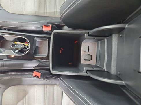 Used 2018 Volkswagen Passat 3.6 image 25