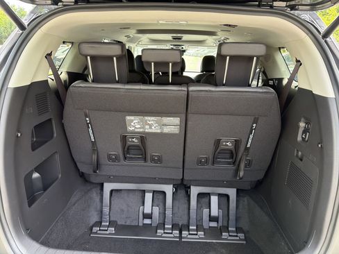 New 2026 Kia Carnival SX Prestige FWD image 33