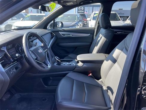 Used 2024 Cadillac XT6 Luxury w/ LPO, Floor Liner Package image 18