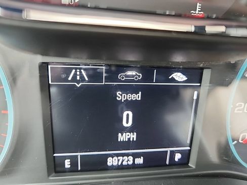 Used 2018 Chevrolet Cruze LS FWD image 14