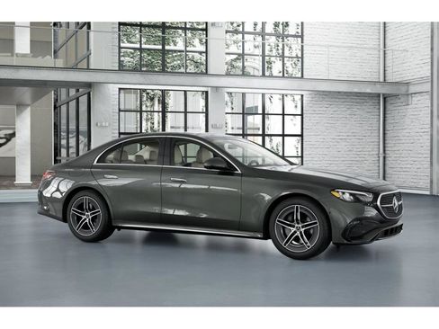 New 2026 Mercedes-Benz E 350 4MATIC Sedan image 13