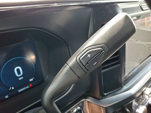 Used 2025 Ford F250 Lariat AWD/4WD image 14