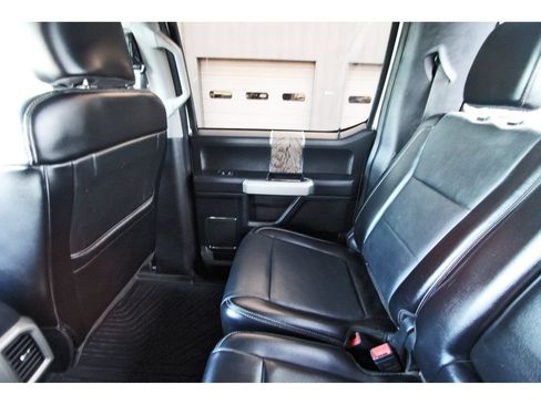 Used 2018 Ford F250 Lariat w/ Lariat Ultimate Package AWD/4WD image 13