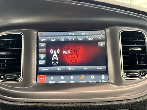 Used 2023 Dodge Charger SXT w/ Cold Weather Package RWD image 28