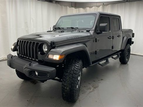 Used 2021 Jeep Gladiator Willys image 40