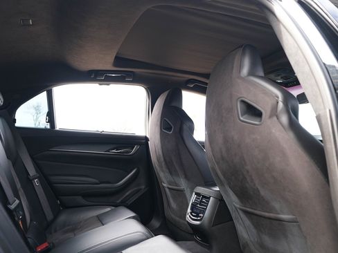 Used 2018 Cadillac CTS V w/ Carbon Fiber Package image 24