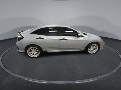 Used 2018 Honda Civic Sport image 9