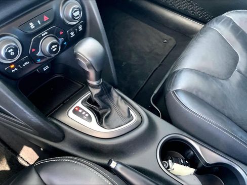 Used 2015 Dodge Dart Limited FWD image 15