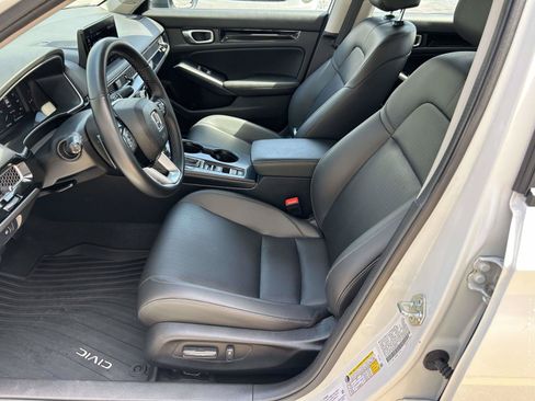 Certified 2024 Honda Civic Touring image 11
