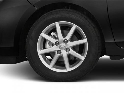 Used 2013 Toyota Prius C Two image 11