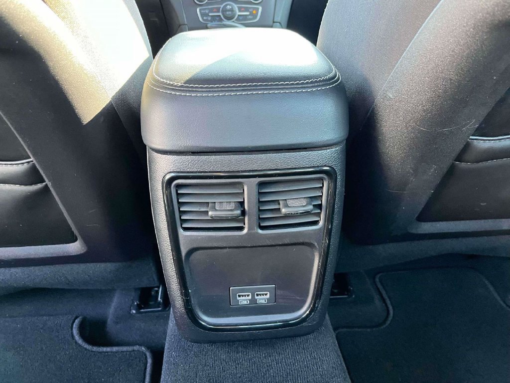 Used 2023 Dodge Charger R/T w/ Blacktop Package RWD image 4