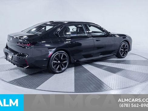 Used 2026 BMW 740i w/ Premium Package RWD image 10