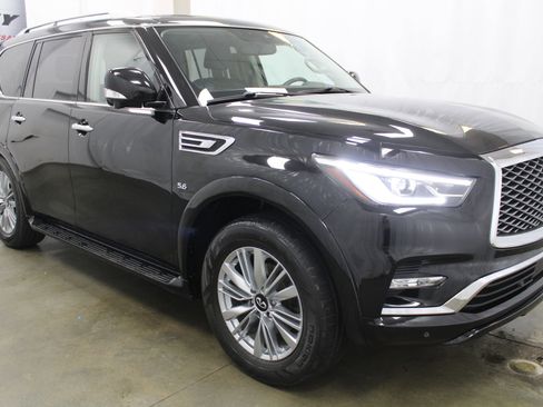 Used 2019 INFINITI QX80 Luxe image 4