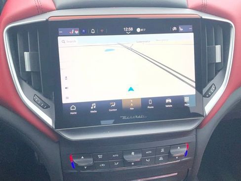 Used 2023 Maserati Ghibli Modena Q4 image 31