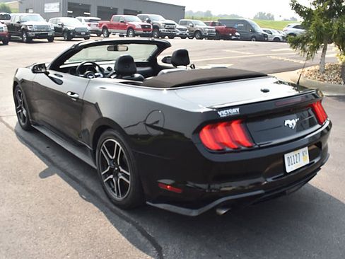 Used 2020 Ford Mustang Premium image 3