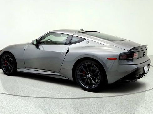 Used 2025 Nissan Z Performance w/ Floor Mat Package RWD image 7
