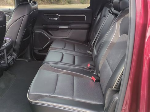 Used 2024 RAM 1500 Laramie image 13