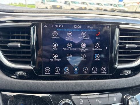 Used 2018 Chrysler Pacifica Touring Plus w/ S Appearance Package FWD image 23