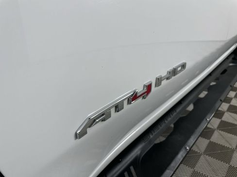 Used 2022 GMC Sierra 2500 AT4 image 31