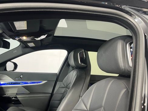 Used 2025 BMW 740i 740i image 25