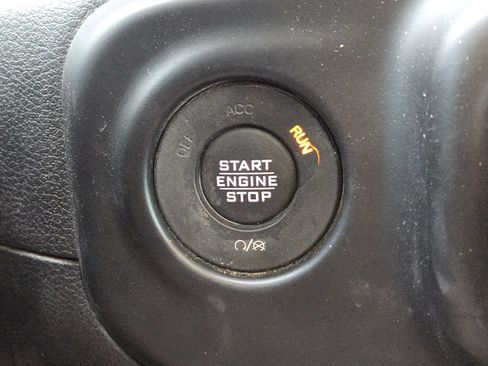 Used 2020 Jeep Wrangler Unlimited Sport S AWD/4WD image 22