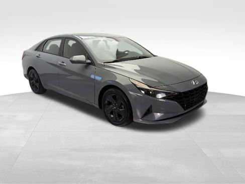Used 2021 Hyundai Elantra SEL FWD image 10