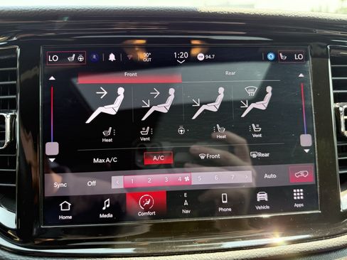 Used 2024 Dodge Durango GT AWD/4WD image 29