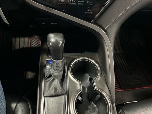 Used 2021 Toyota Camry SE image 23