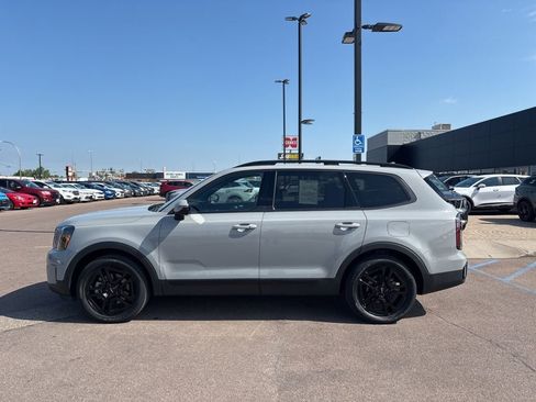 Used 2024 Kia Telluride EX X-Line AWD/4WD image 8