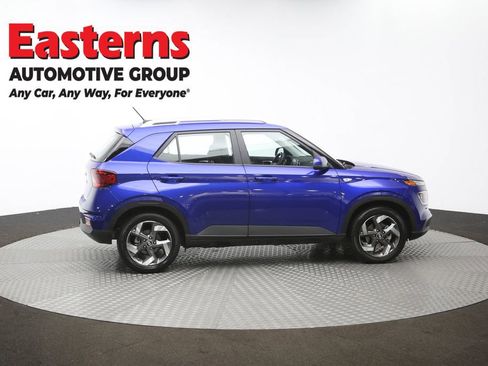 Used 2025 Hyundai Venue SEL image 45