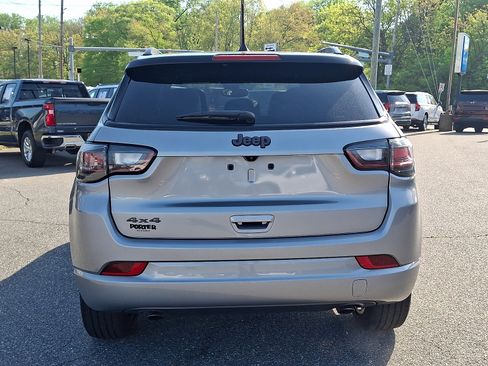 Used 2023 Jeep Compass High Altitude AWD/4WD image 5